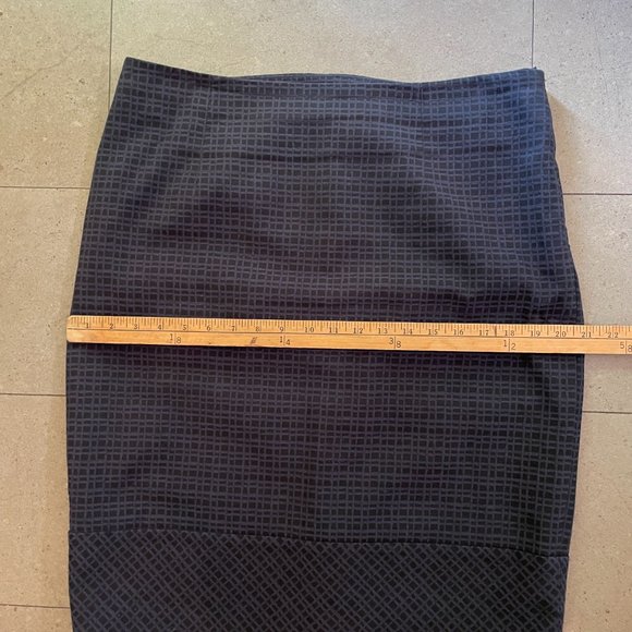 Brooks Brothers Knee Length Pencil Skirt - Black/Gray Sz. 14 - Picture 3 of 9
